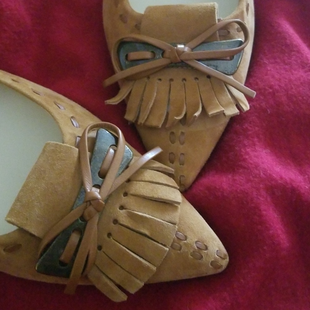 COLE Haan  suede camel heels